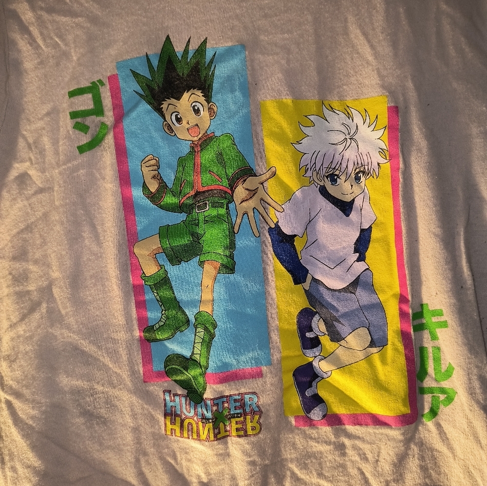 Hunter Xs Graphic T-Shirt - White with Green and Blue